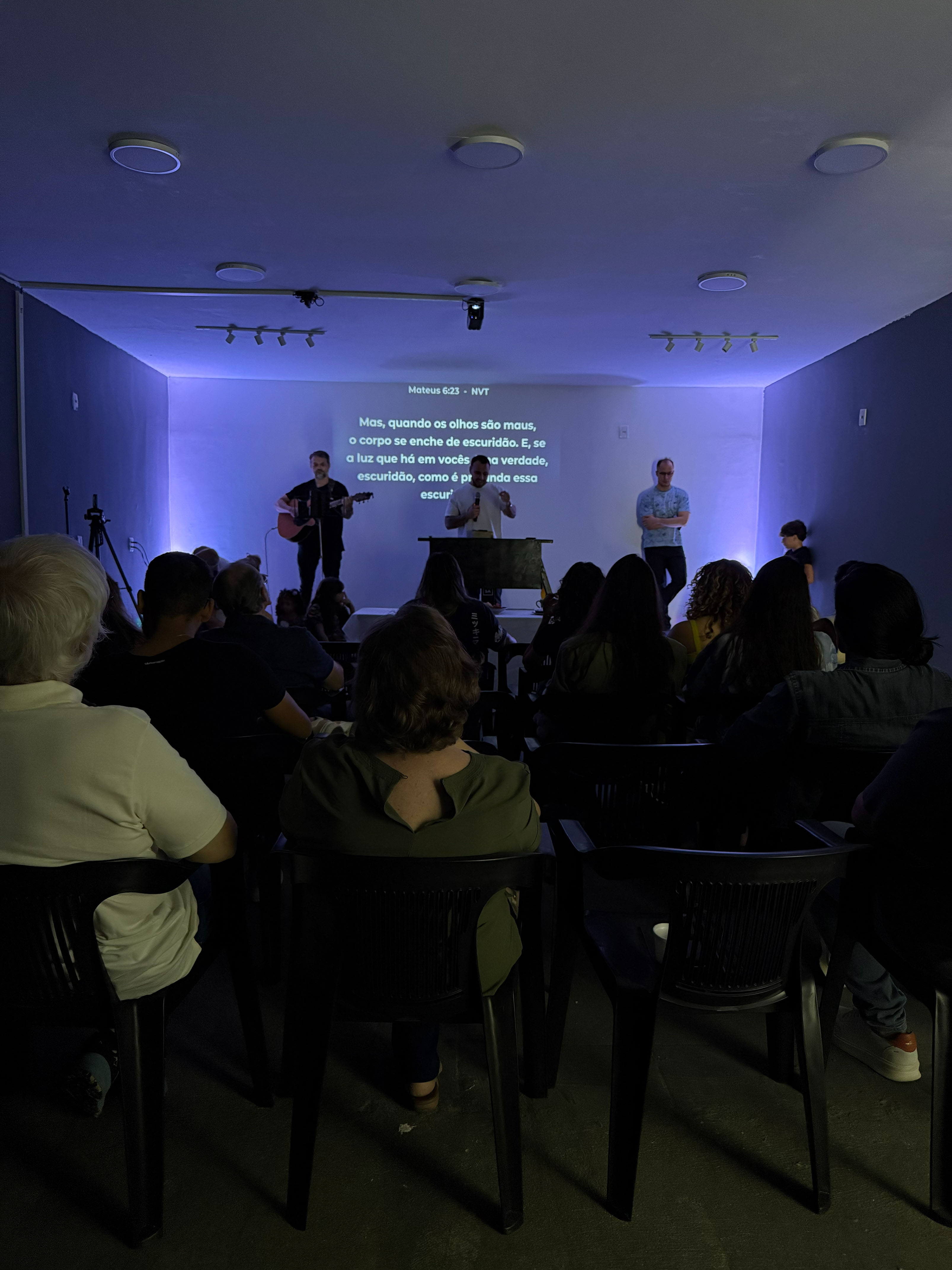 Culto na Igreja À Mesa